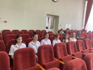 Читать далее о этой статье Студенческий актив Сальского ИУБиП принял участие в областном онлайн-заседании антинаркотической комиссии Ростовской области.