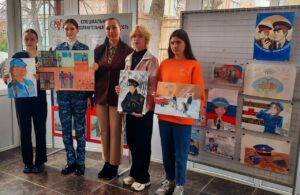 Читать далее о этой статье Итоги ежегодного конкурса рисунков среди студентов института «Полиция глазами детей»