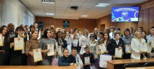Читать далее о этой статье Волонтёры Сальского института получили благодарственные письма от Администрации Сальского района и памятные подарки за активную добровольческую деятельность