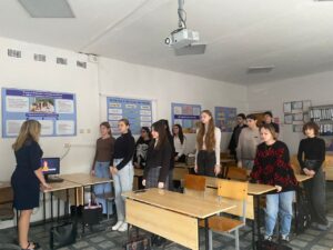 Читать далее о этой статье Студенты 1 курса специальности «Преподавание в начальных классах», провели кураторский час, посвящённый Дню освобождения г. Сальска и Сальского района