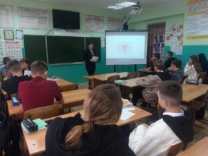 Читать далее о этой статье Студенты отделения «Преподавание в начальных классах» группы К4П провели профориентационные беседы для учащихся 8-9 классов