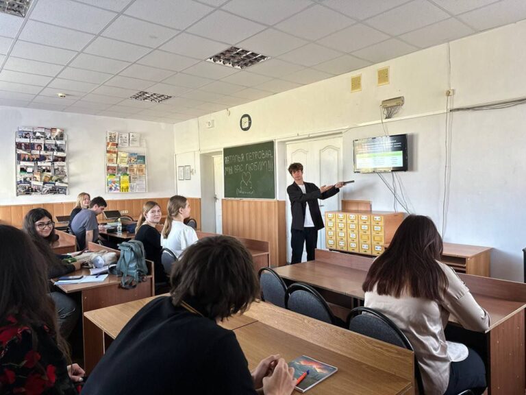 Читать далее о этой статье В рамках дисциплины «Русский язык», студенты 1 курса отделения «Преподавание в начальных классах» подготовили презентации по пройденному материалу.