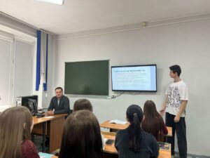 Читать далее о этой статье Кураторские часы, посвященные истории интернета в России и безопасности в сети интернет