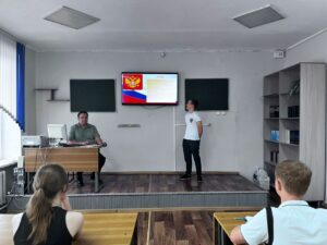 Читать далее о этой статье На отделении «Юриспруденция» прошли кураторские часы, посвященные «Дню России»