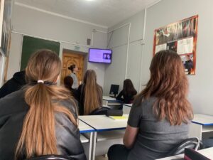 Читать далее о этой статье У студентов специальности «Дошкольное образование» прошел кураторский час на тему: «День пожилого человека»
