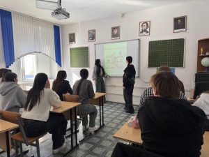 Читать далее о этой статье Студенты 4 курса специальности «Преподавание в начальных классах» провели кураторский час, посвящённый вреду курения и алкоголя