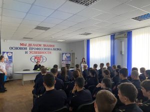 Читать далее о этой статье Дискуссия, посвящённая распространению наркотиков среди населения и ответственности за незаконное обращение с ними