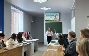 Читать далее о этой статье Студенты второго курса отделение «Дизайн» погрузились в мир эко-проектирования