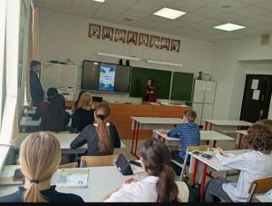 Читать далее о этой статье Студентка 2-го курса специальности «Дизайн» Александра Куриленко провела профориентационную встречу с учениками Гигантовской СОШ №2