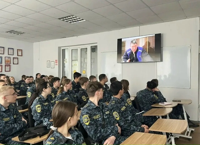 Читать далее о этой статье У студентов 3 курса специальности ‘Правоохранительная деятельность’ состоялся просмотр и обсуждение видеоматериалов, в рамках профилактических мероприятий ‘Чистое поколение’
