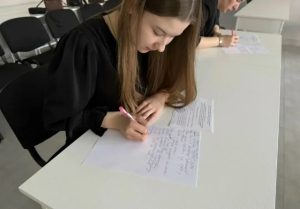 Читать далее о этой статье Студенты третьего курса специальности «Право и организация социального обеспечения» успешно сдали квалификационный экзамен