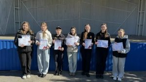 Читать далее о этой статье В Сальском Институте Южного Университета прошла еженедельная линейка